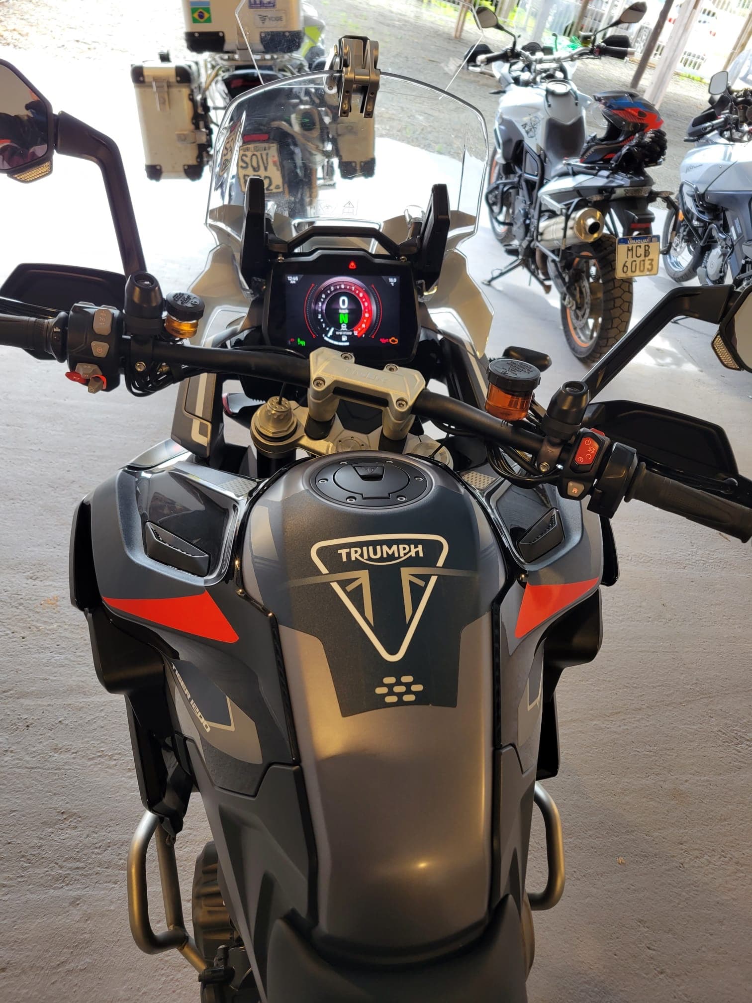 Triumph Tiger 1200 GT Pro 2023 — foto 4