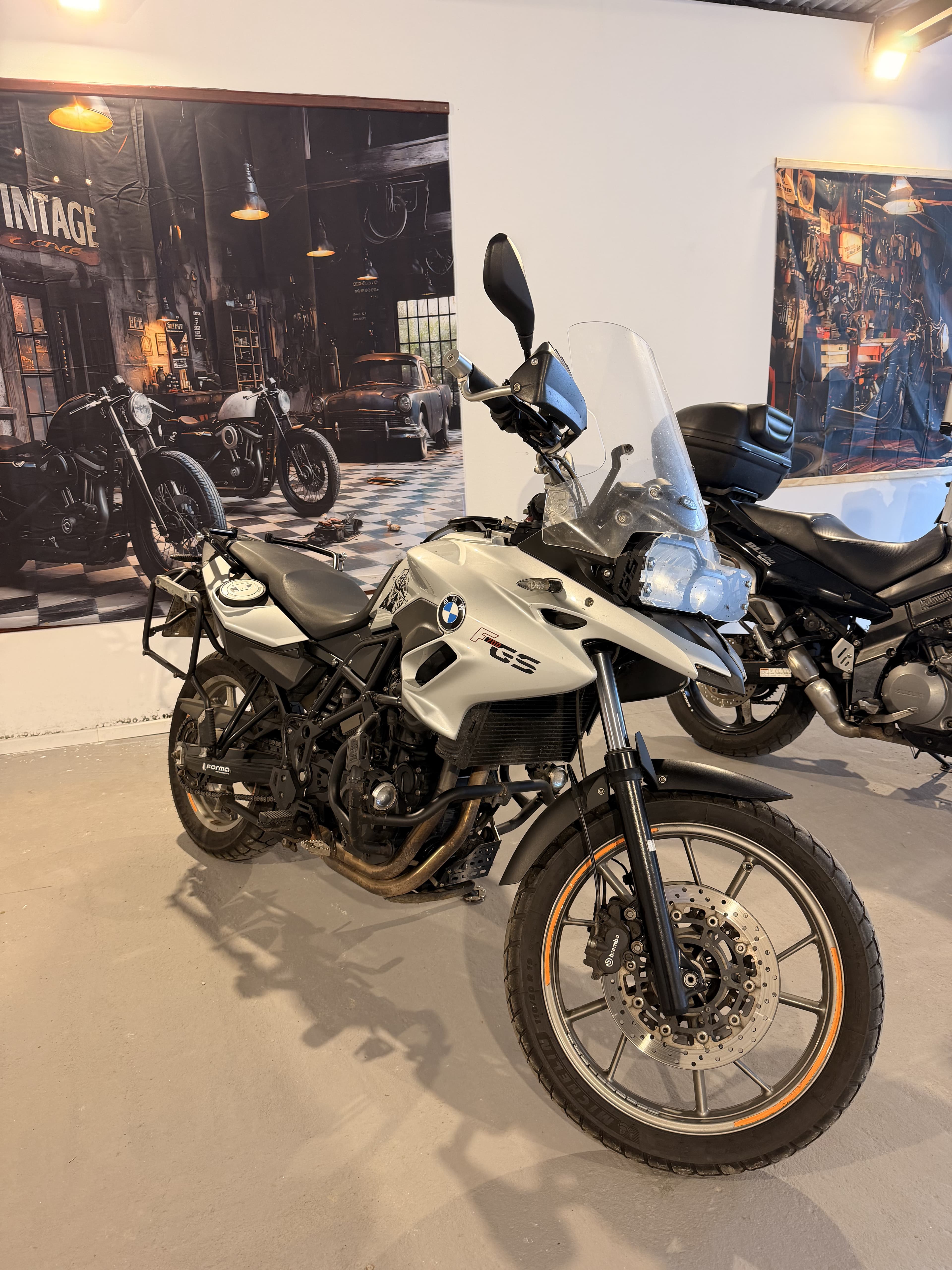 BMW GS 700 2013 en ROUTE 66